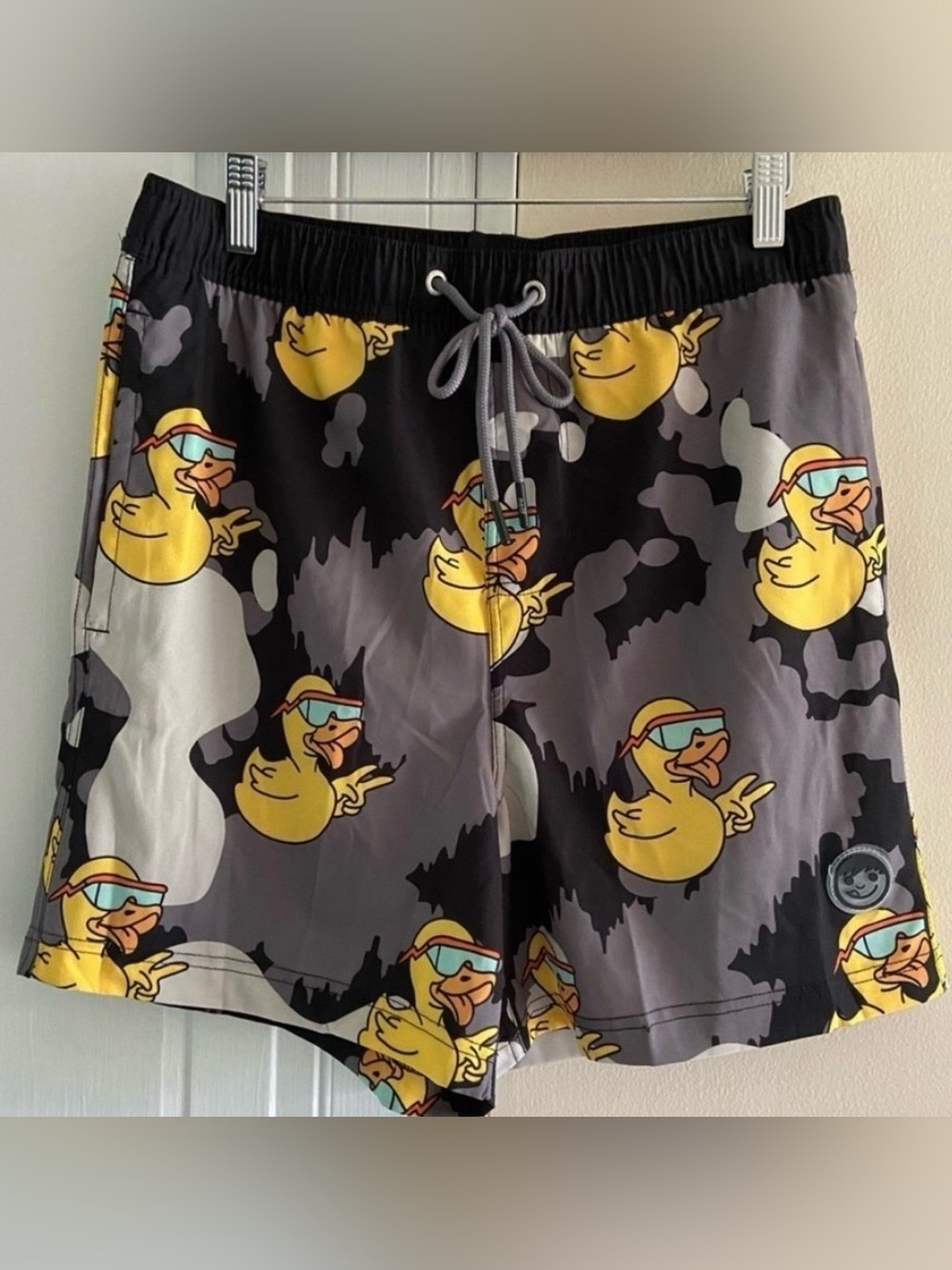 Neff NWT Swim Trunks board shorts fun cool Ducks Print summer beach